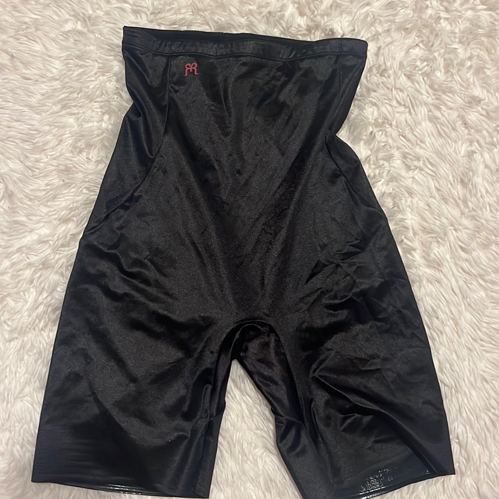 Ruby Ribbon high waisted shaper bottoms